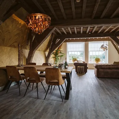Gouden Leeuw - Hotel *