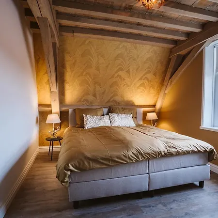 Hotel Gouden Leeuw - *